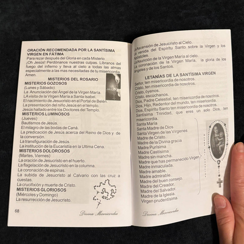 Devocion a la Divina Misericordia  Softcover Book