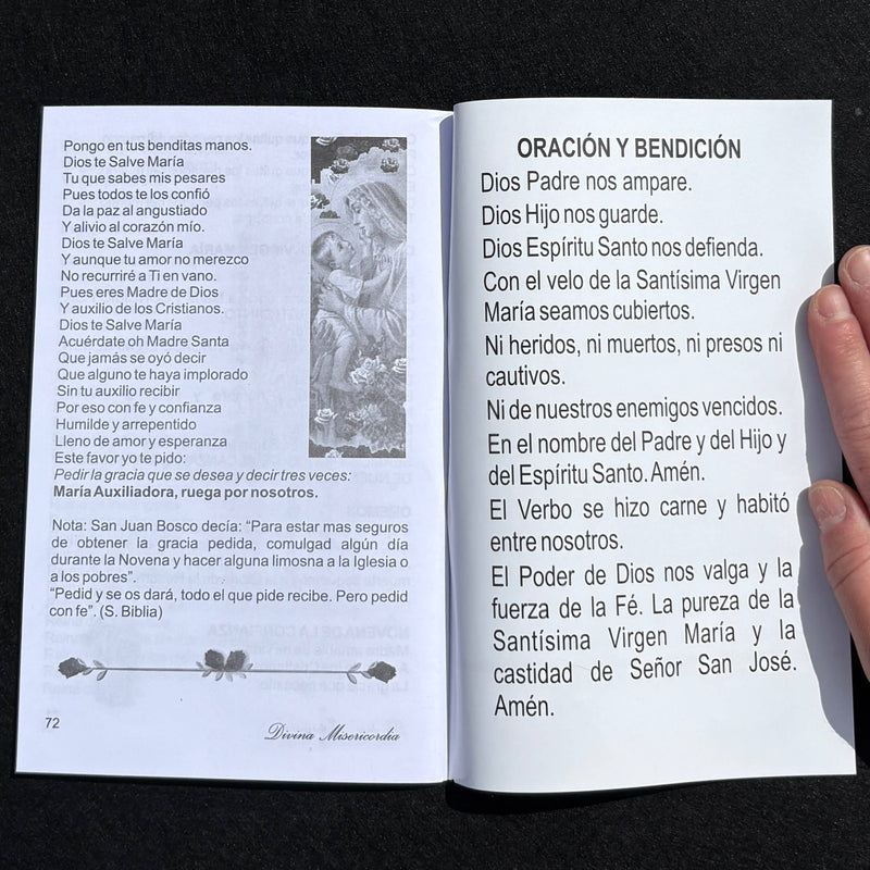 Devocion a la Divina Misericordia  Softcover Book