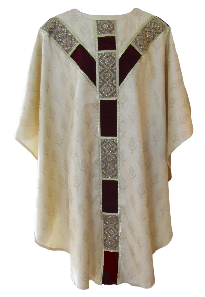 21516 - The Light Chasubles on Jacquard Fabric