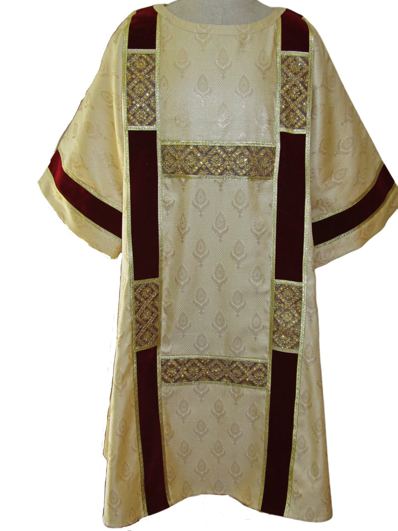 21516 - The Light Chasubles on Jacquard Fabric