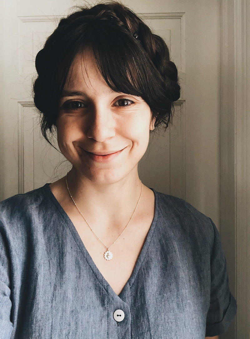 Sacred Heart minimalist scalloped necklace in sterling silver