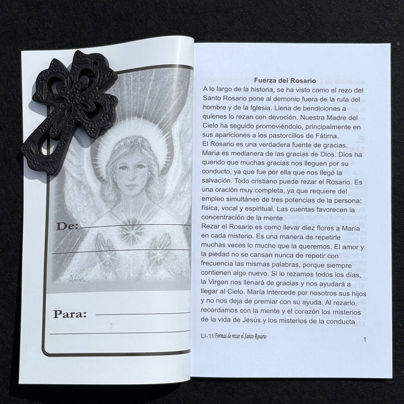 Digamos una Oración Sto Rosario para Difuntos Softcover Book
