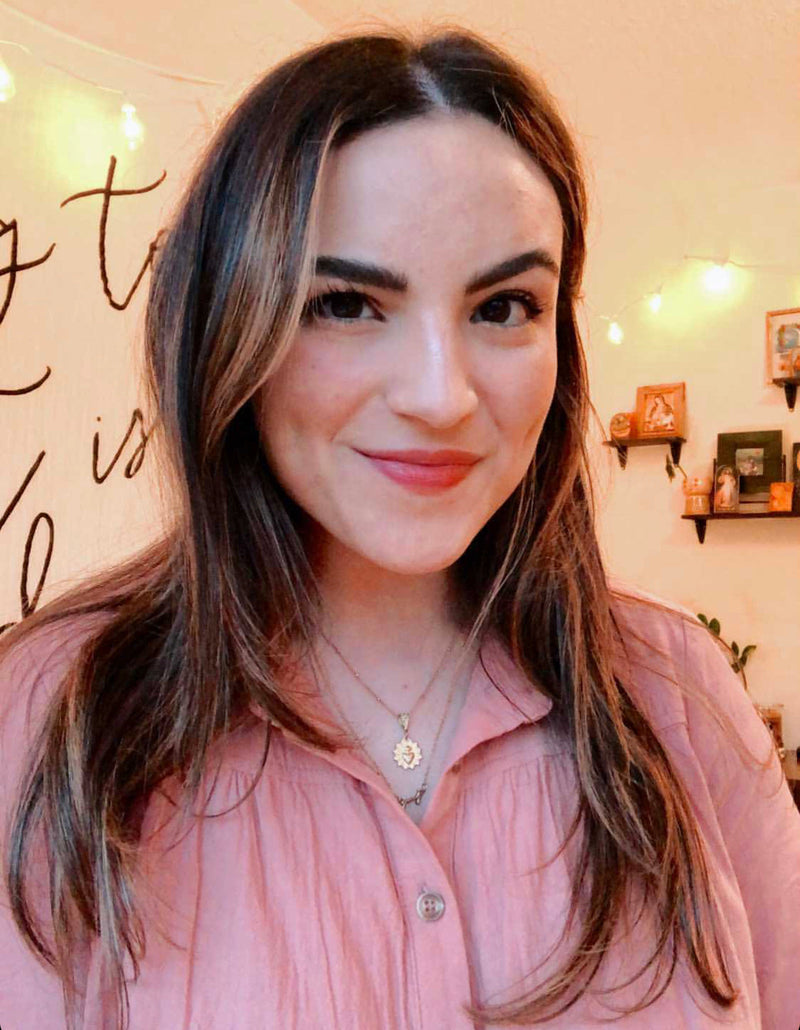 Sacred Heart Scalloped Necklace