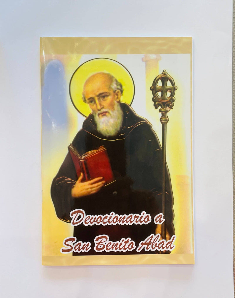 Devocionario a San Benito Abad Softcover Book