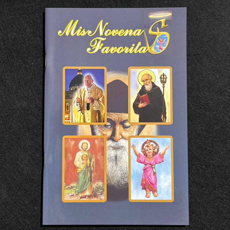 Mis Novenas Favoritas Softcover Book 