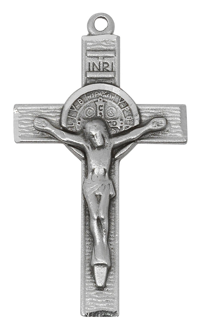 Crucifijo de San Benito de plata antigua con cadena chapada en rodio de 24"