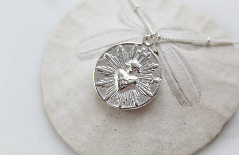 Sacred Heart minimalist version in silver