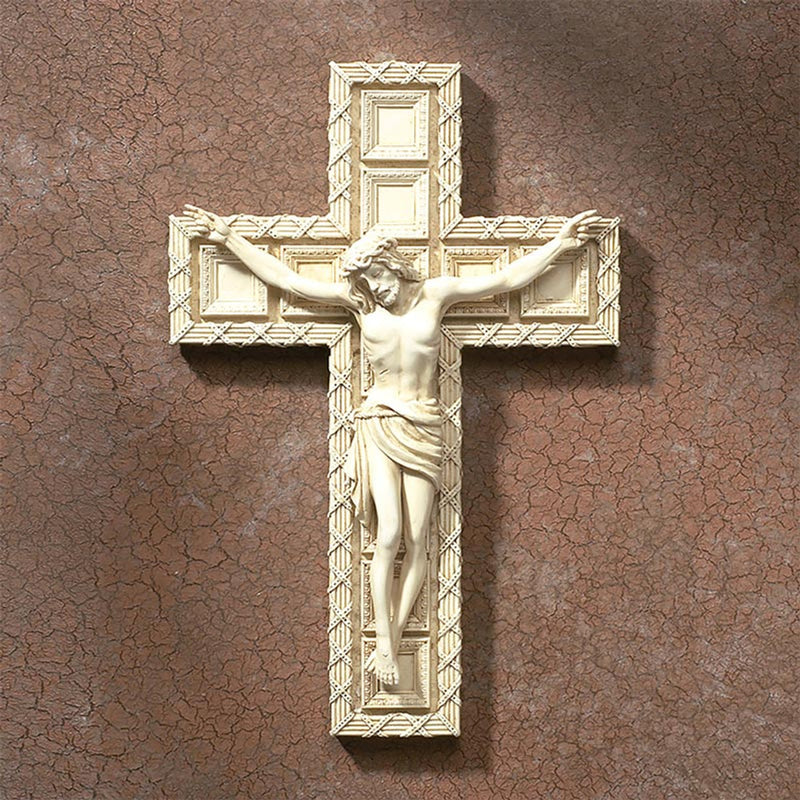 Crucifijo Tomaso de 7.5" de alto