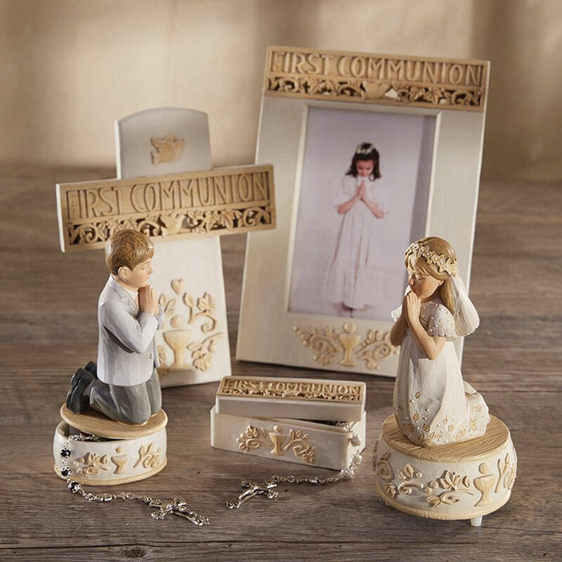 Caja de recuerdos de primera comunión de 6" - Niño