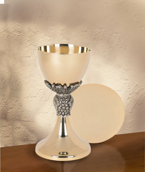 Grape and Leave Chalice and Paten Set Gold Plated Grapes with Leaves Chalice and Paten Set Chalice and Paten Set