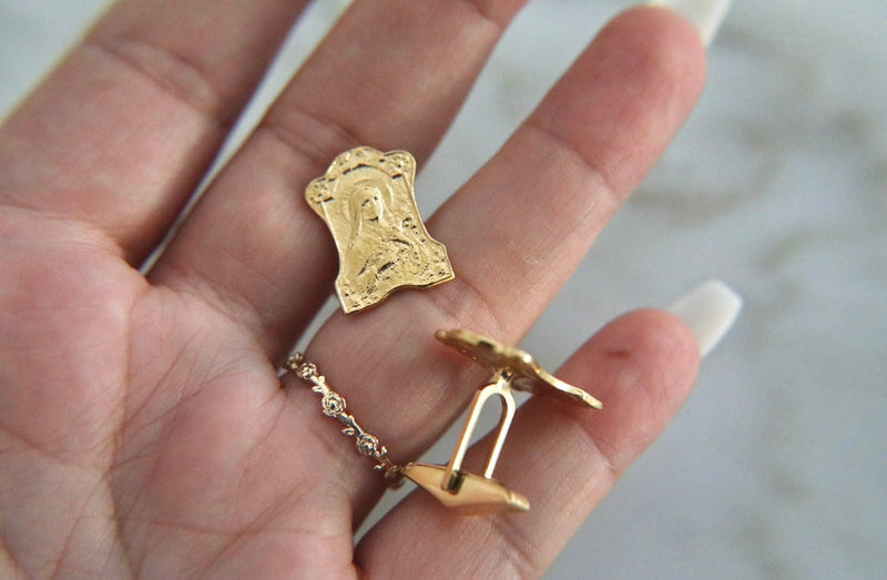 St. Thérèse of Lisieux Cufflinks in Vermeil