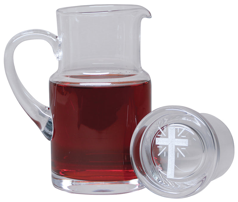 K943 Flagon – 7-1/2” Tall, 20 oz. Capacity with Engraved Cross Lid