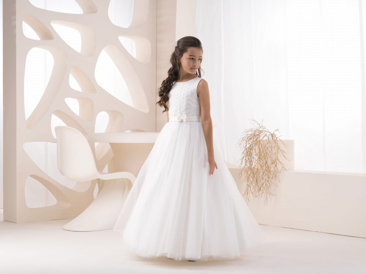 ivory first communion dress – Beautiful Handmade Dress for Girls 134 / Ivory Designer Dresses for Women Size:Y/S (7/8) mid length dress Hang or lay flat