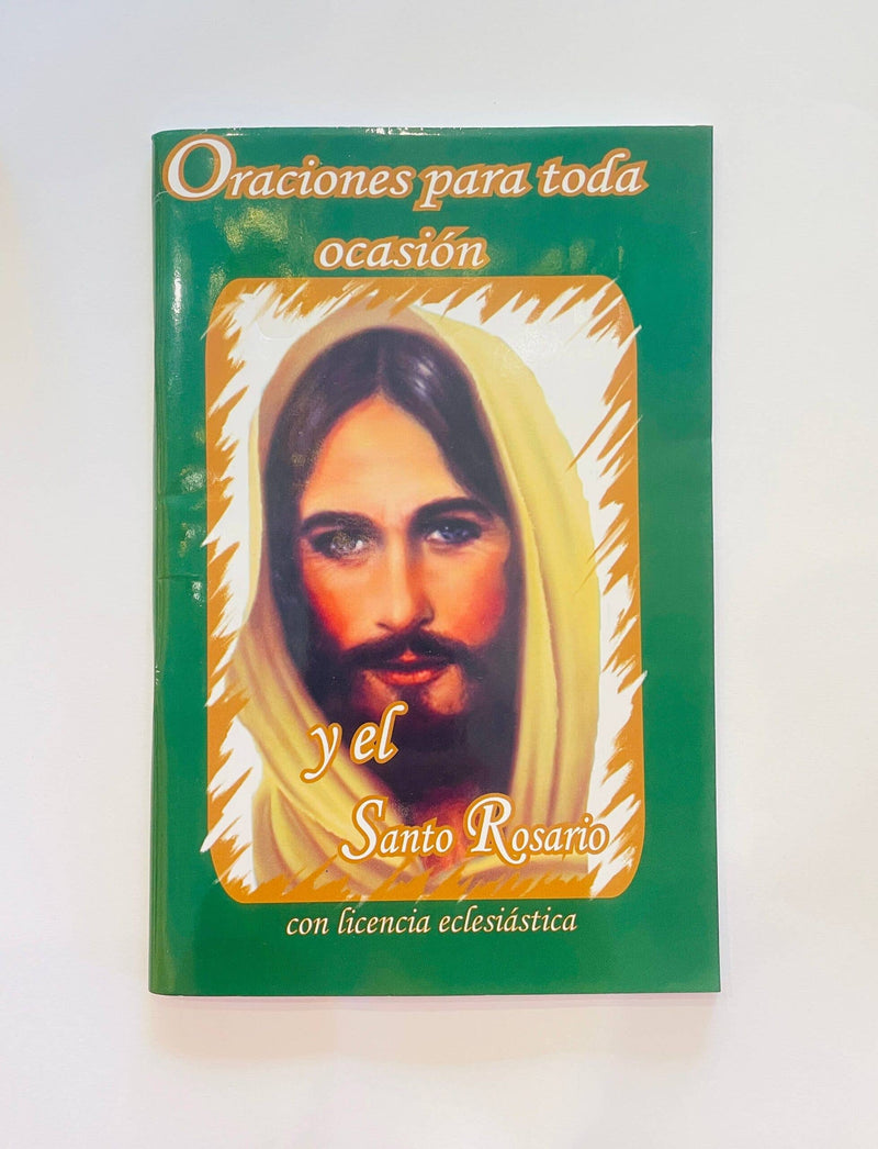 Oraciones para Toda Ocasión y El Santo Rosario Book