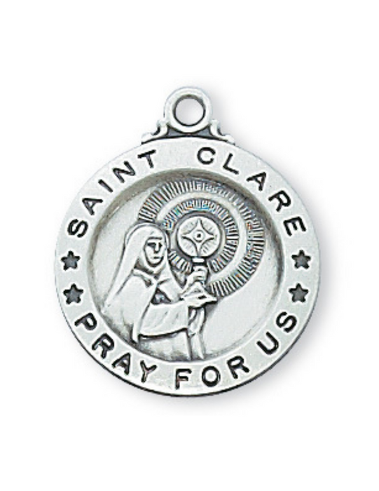 Medalla de Santa Clara de plata de ley con cadena de rodio de 18"