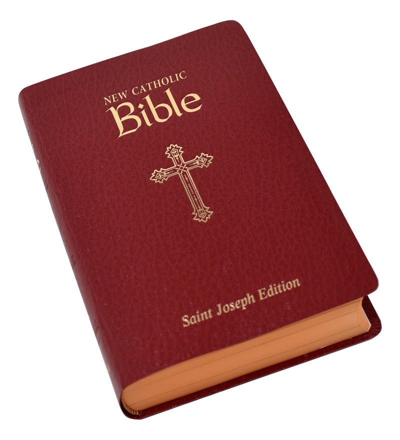 St. Joseph New Catholic Bible (Gift Edition-Personal Size) - Burgundy