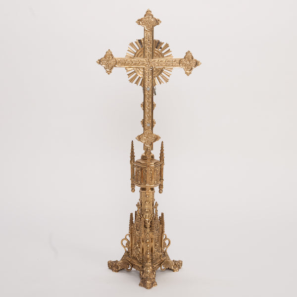 34" Traditional Gothic Altar Crucifix